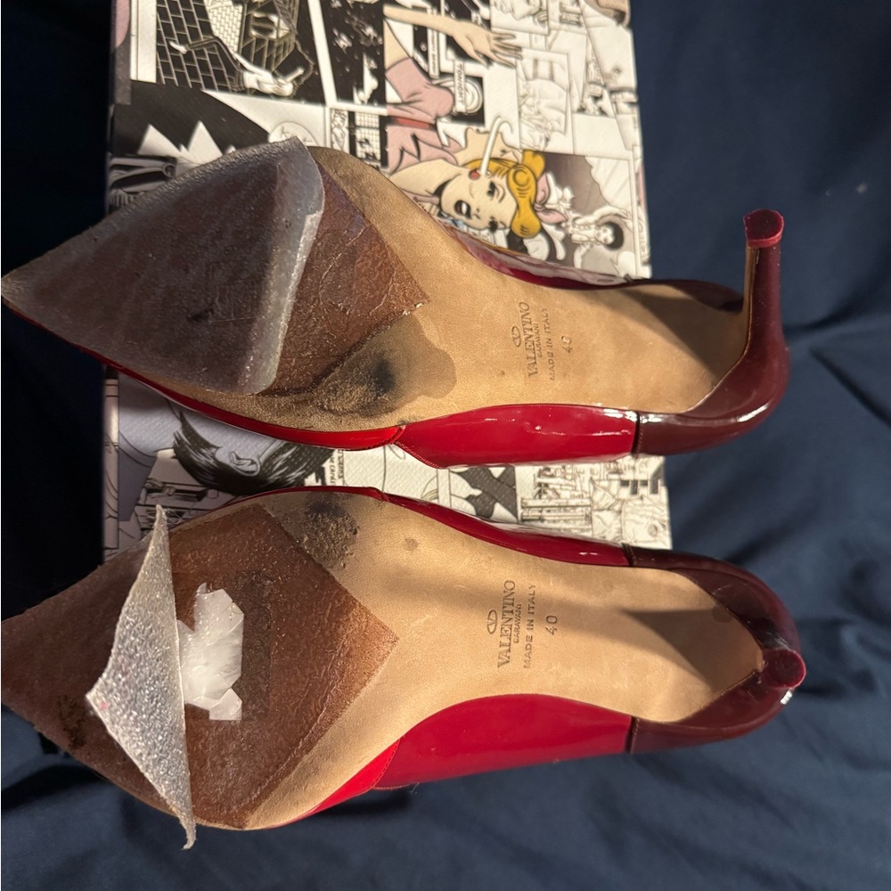 RED Valentino Red High Heeled Pumps - Picture 4 of 7